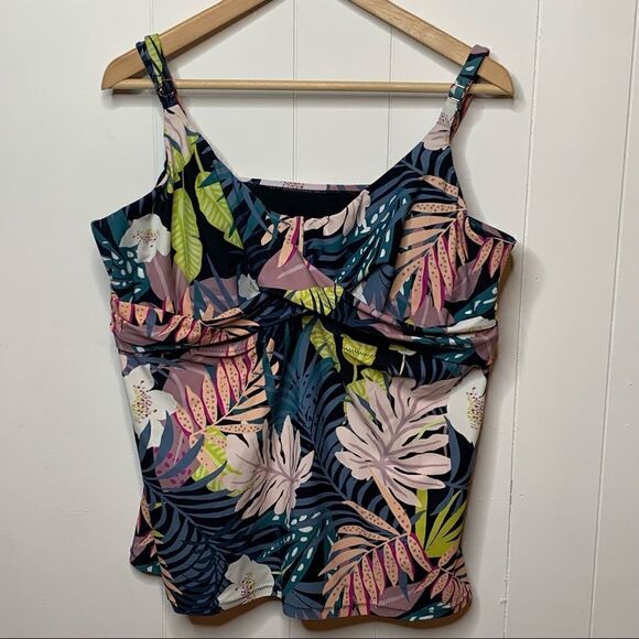 Raisins Curve Plus Size Whitehaven Bloom Underwire Aries Tankini Swim Top 22W - Picture 2 of 7